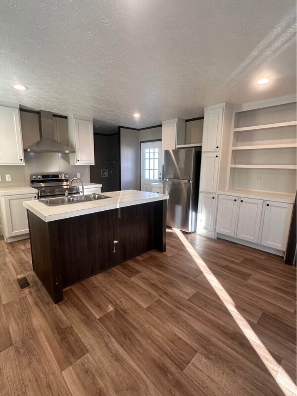 Building Photo - 3200 S Highland Park Dr