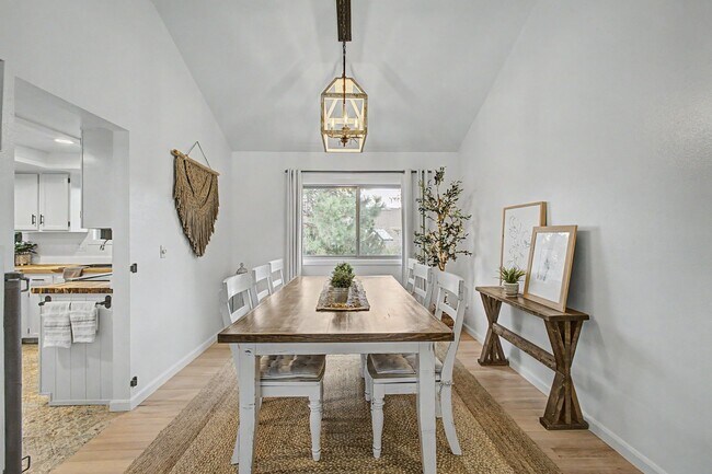Foto del edificio - 7554 S Cook Way