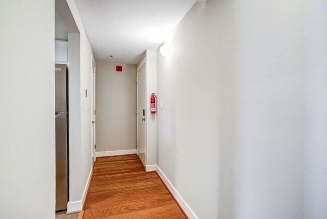 Photo - 1727 R St NW House