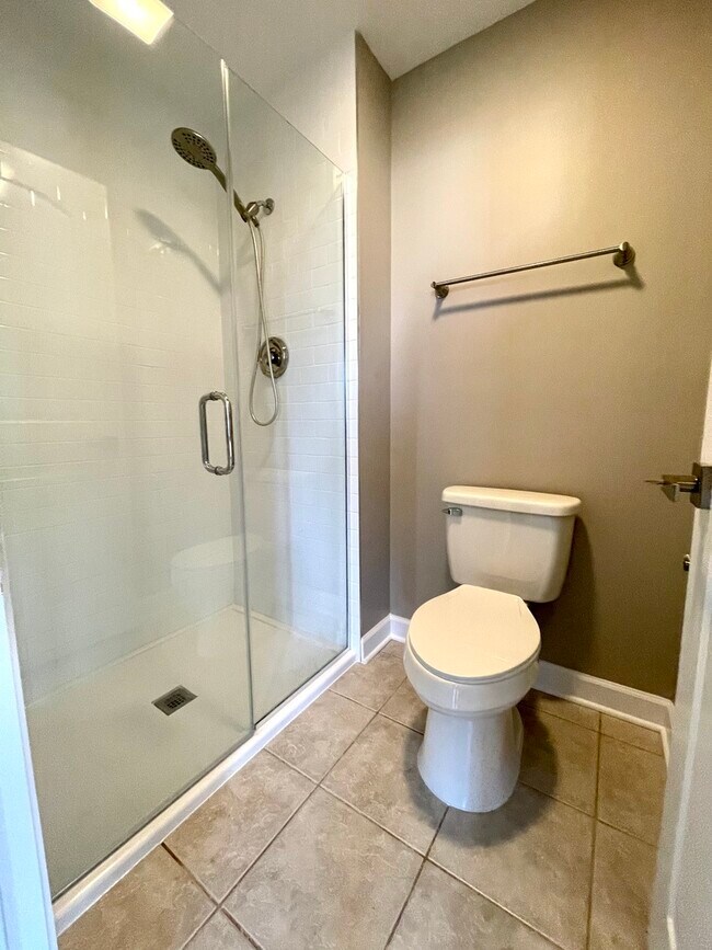 Building Photo - 336 Mulberry Ct