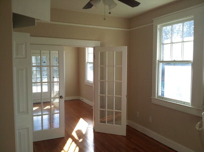 Building Photo - 5989 Tchoupitoulas St