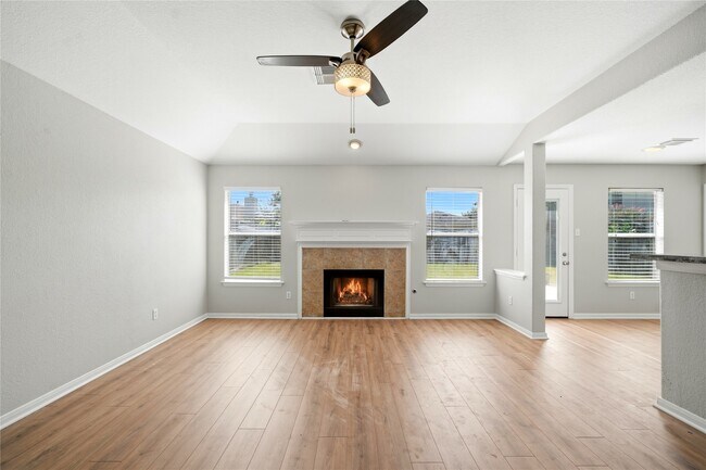 Building Photo - 14631 Hazy Ridge Ln