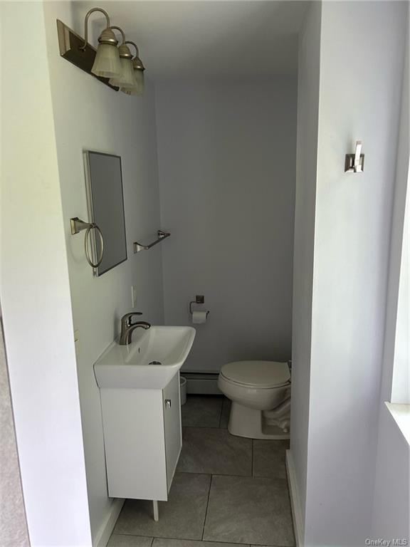 Building Photo - 17 Rockland Ave
