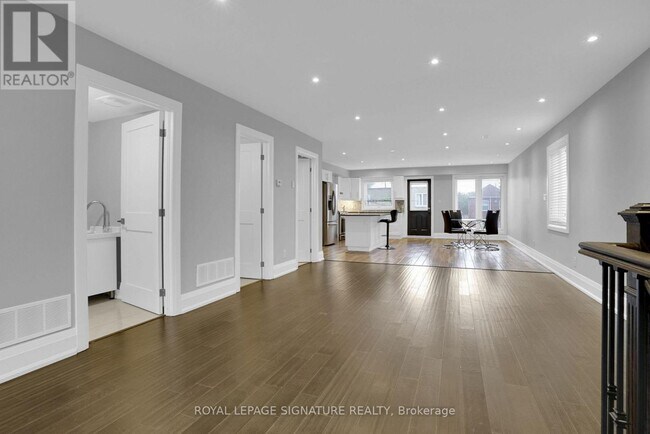 Photo du bâtiment - 14 Rotherham Ave