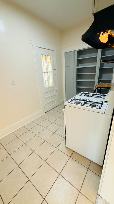 Foto del edificio - 1510 E Broadway