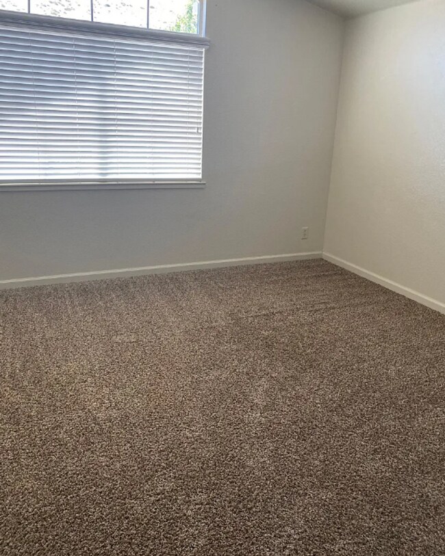 Foto del edificio - 4 Bedroom, 3 Bath North West Reno Area Home!