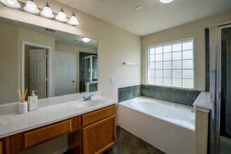 Building Photo - 3435 Yasmine Ranch Dr