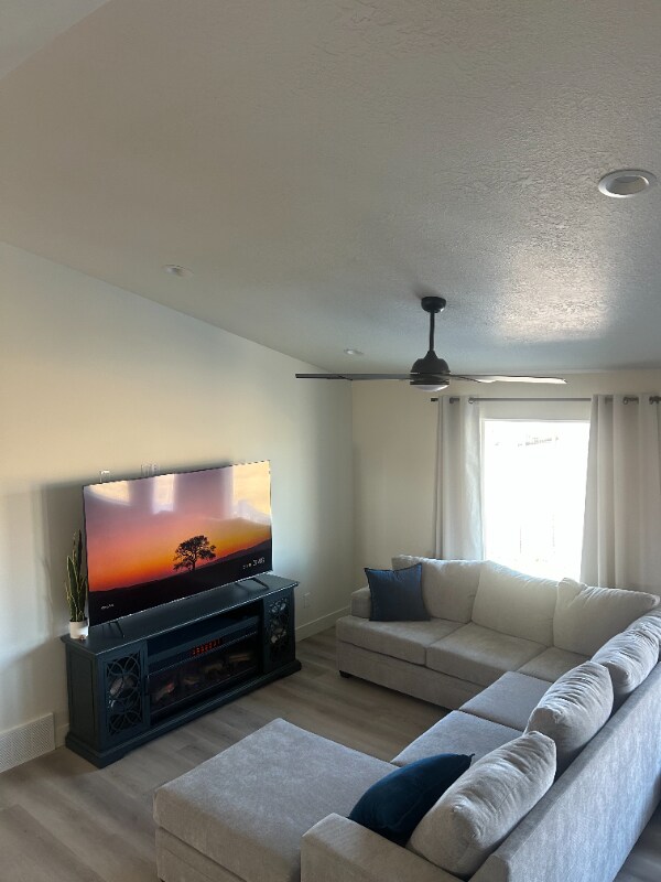 Building Photo - 4618 W 75 N