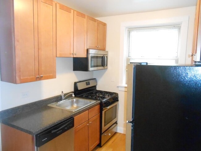 Photo - 914 Crain Street #A - 3N Apartment
