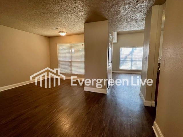 Building Photo - 101 Calla Ct