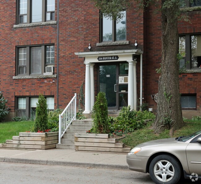 Building Photo - 352-356 Hunter St E
