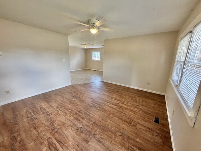 Building Photo - 1187 Salem Ct