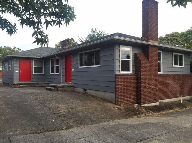Foto del edificio - 6817 NE 6th Ave