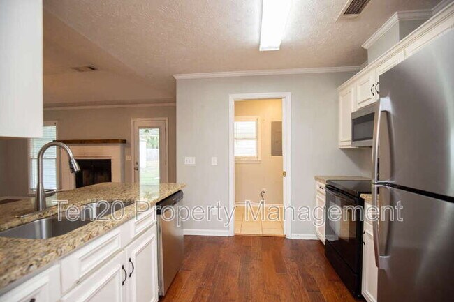 Foto del edificio - 776 Lee Rd 222