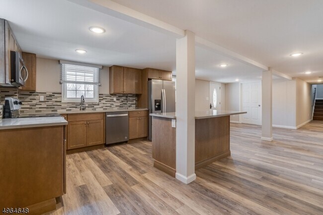 Foto del edificio - 11 Glassboro Ave