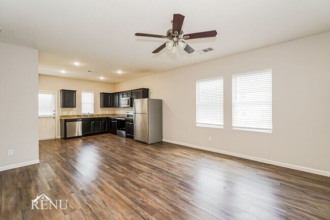 Foto del edificio - 6202 Old Bridge Way