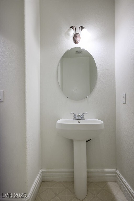 Foto del edificio - 6632 Babys Tear Pl