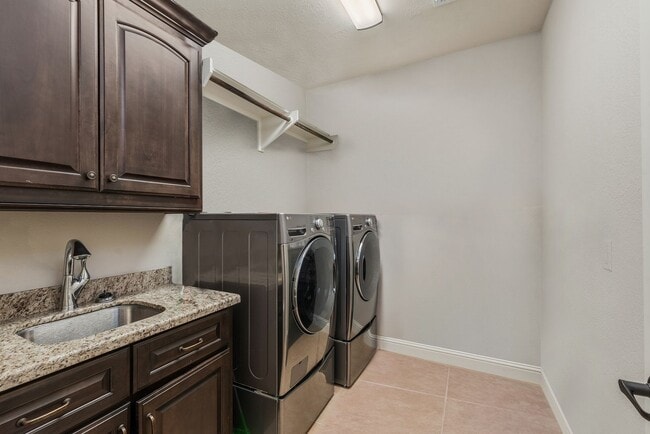 Foto del edificio - Available August 2026! Beautiful home in the Carters Crossing subdivision!