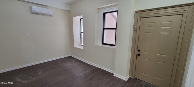 Building Photo - 170 Washington Ave