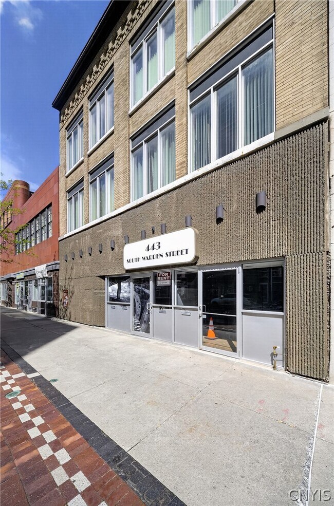 Foto del edificio - 443 S Warren St