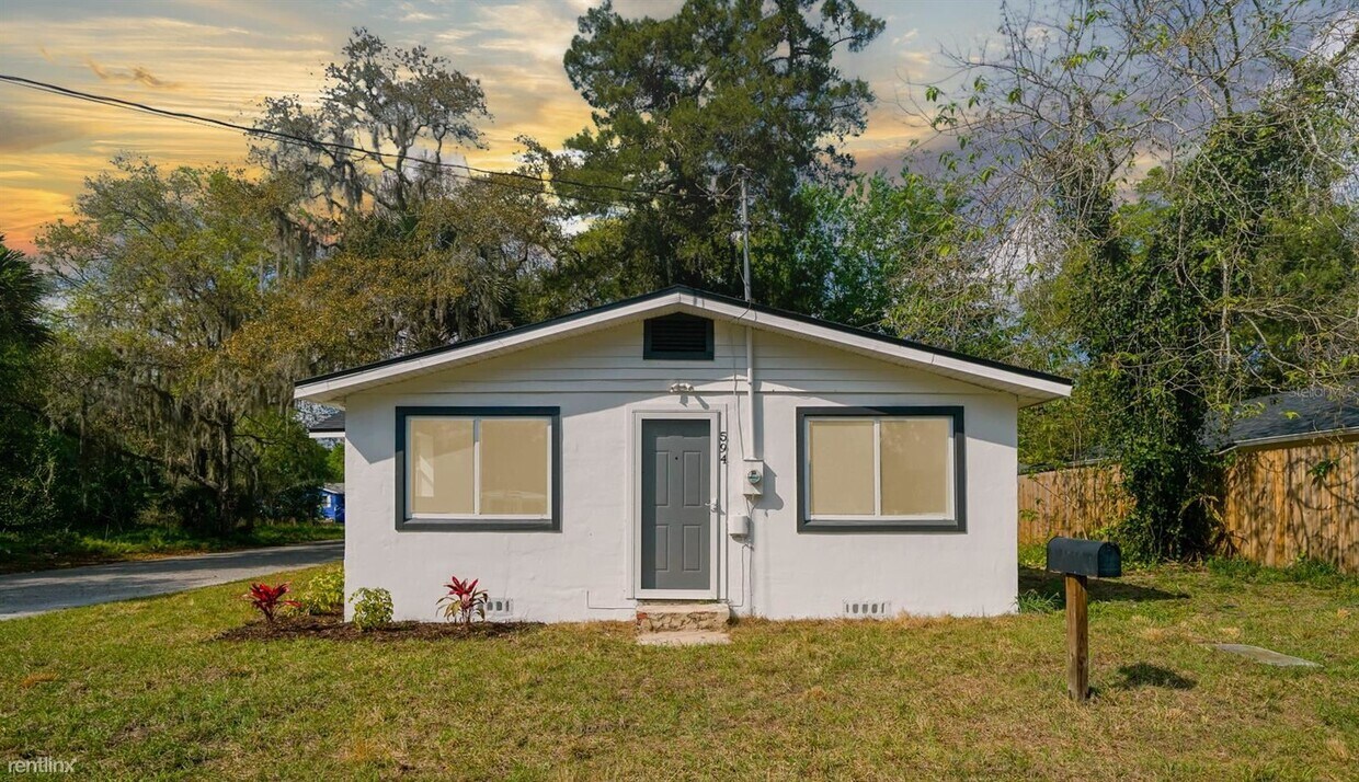 3 br, 2 bath House 594 R Pearl Street House Rental in St. Augustine