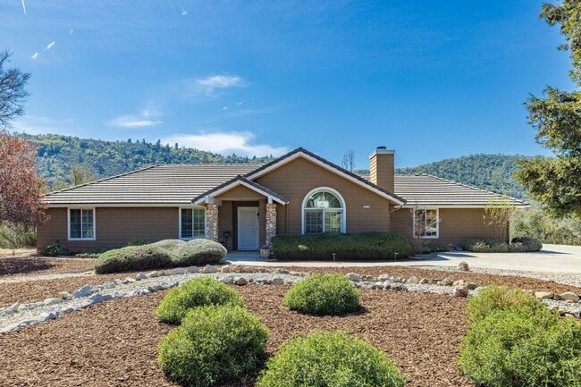 Building Photo - 38778 Goldenrod Ln