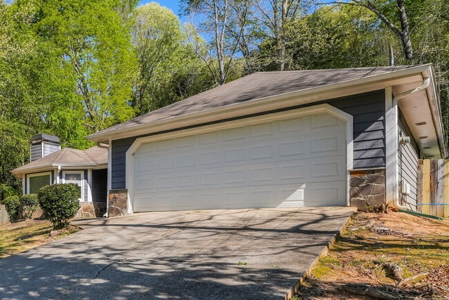 Building Photo - 1477 Cherry Hill Rd SW
