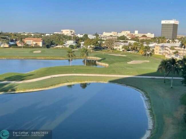 Foto del edificio - 2500 NE 48th Ln