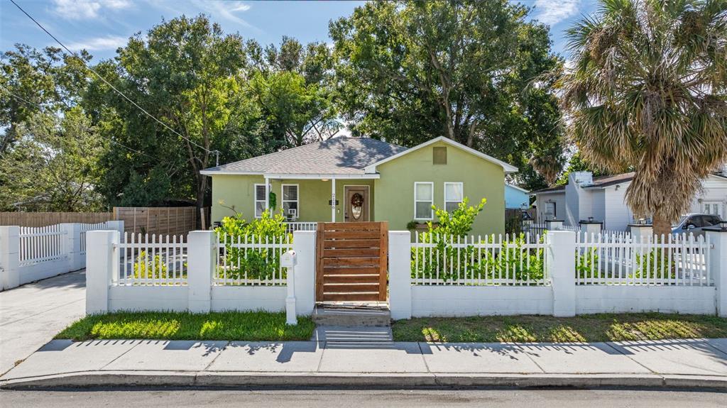 Primary Photo - 2116 W St Louis St