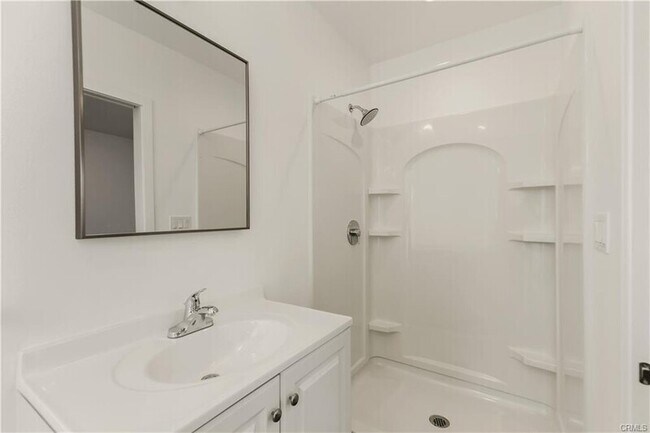 Foto del edificio - 552 N Cambridge St