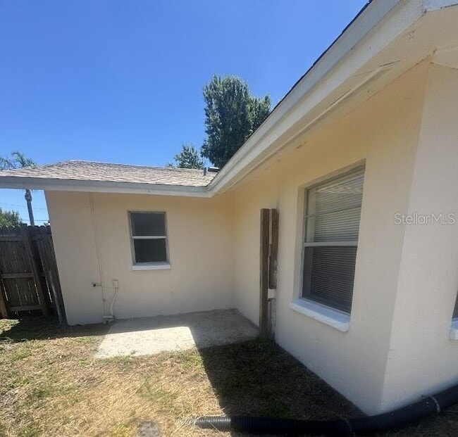 Foto del edificio - 4509 Brooksdale Dr