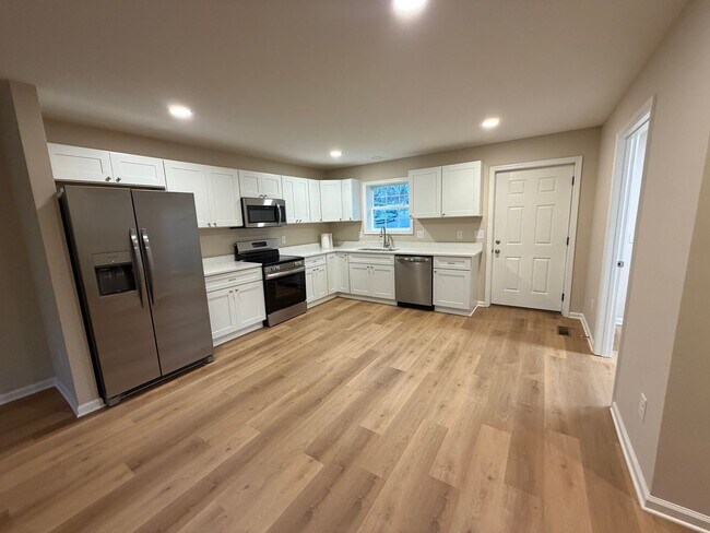 Foto del edificio - New construction 3bed 2 bath rental home Burlington, NC  COMING SOON!