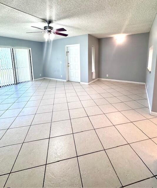 Building Photo - 3664 Alder Dr