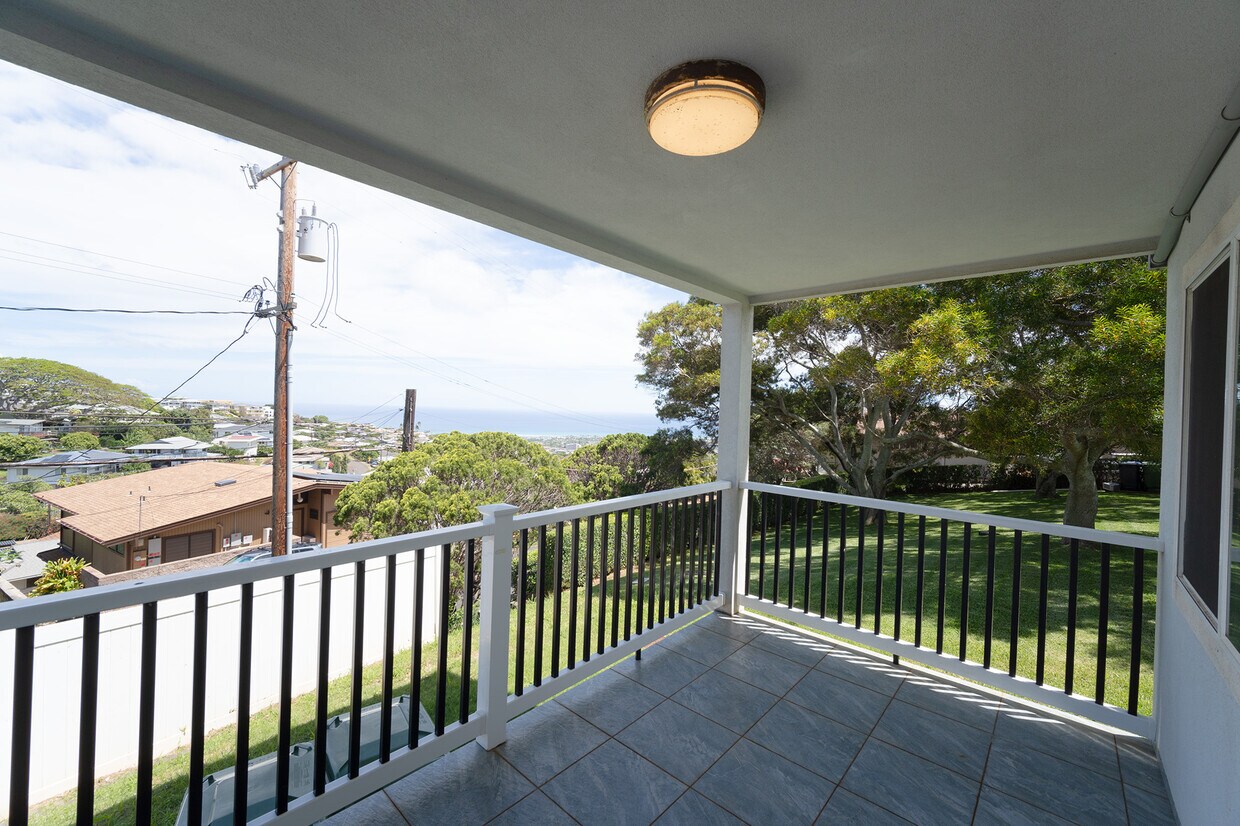 Primary Photo - 4494 Sierra Dr