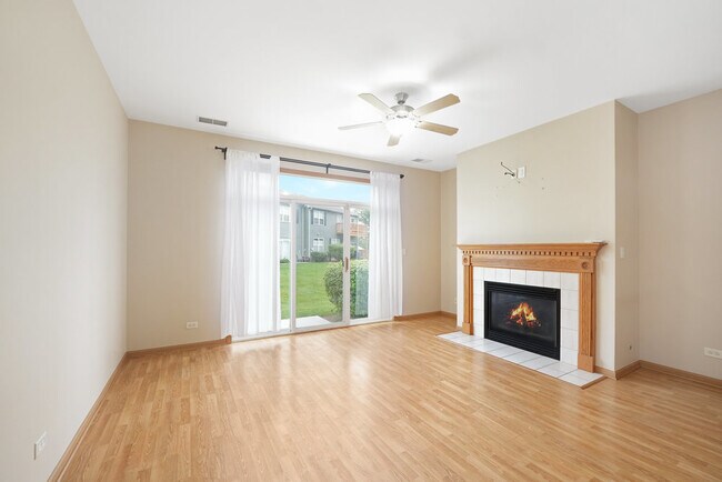 Building Photo - 849 Genesee Dr