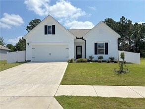 Building Photo - 823 Biltmore Dr