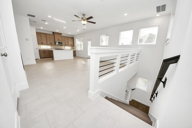 Foto del edificio - 1420 Shaded Rock Dr