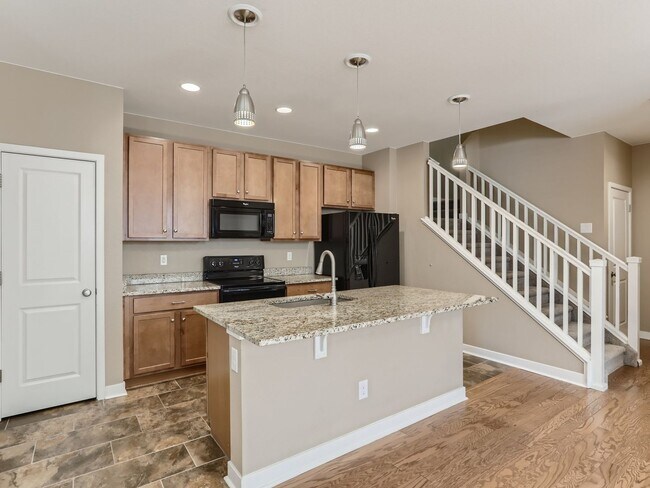 Building Photo - 10219 Tall Oaks Cir