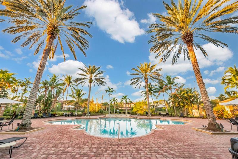 Foto principal - 3590 NW Adriatic Ln
