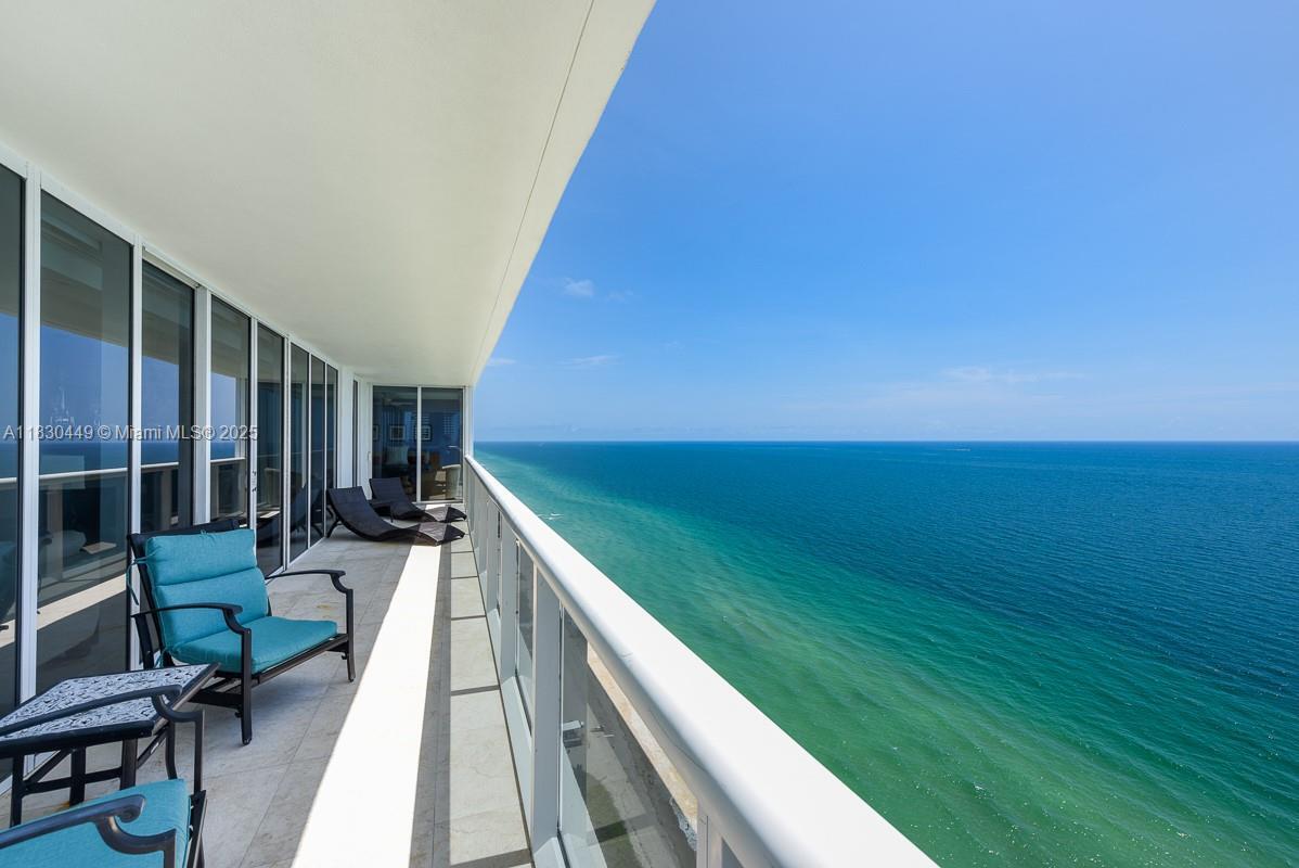 Foto principal - 1830 S Ocean Dr