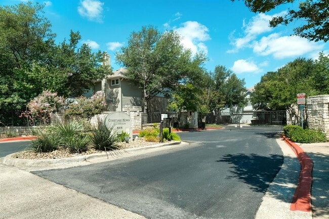 Building Photo - 8518 Cahill Dr