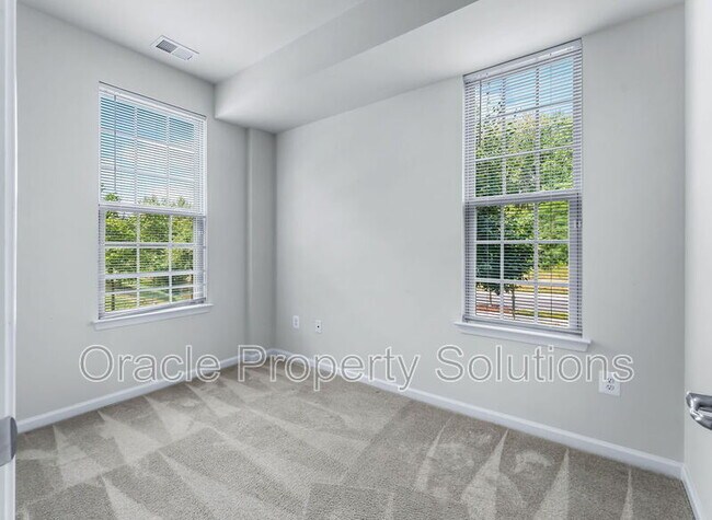 Building Photo - 3025 Frayser Farm Rd