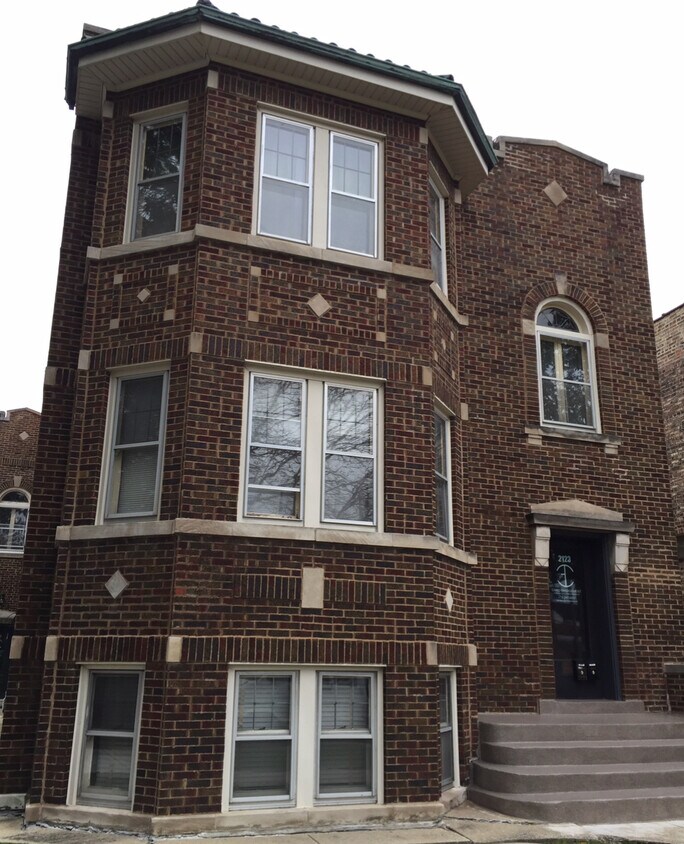 Primary Photo - 2123 S 60th Ct