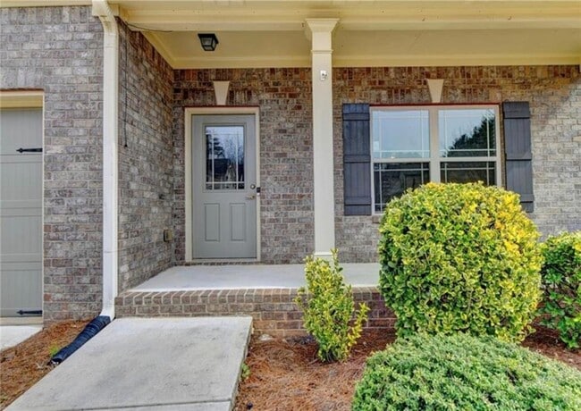 Building Photo - 1376 Castleberry Dr