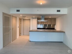 Building Photo - 1000 Brickell Plaza