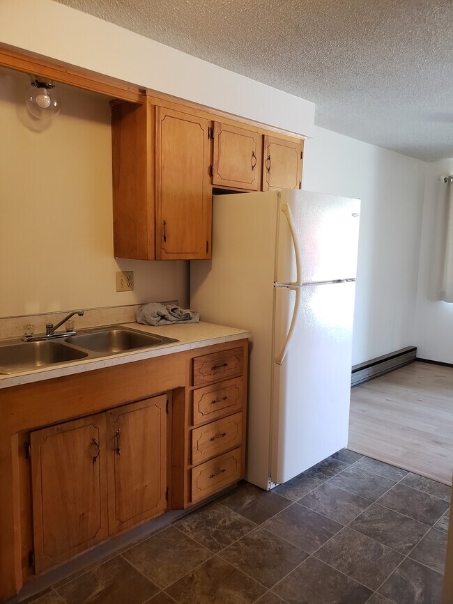 Kitchen - 1520 McKinley Ave