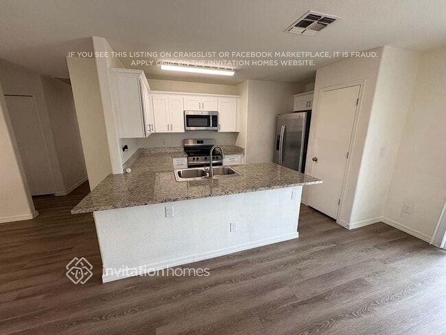 Foto del edificio - 7116 W Whyman Ave