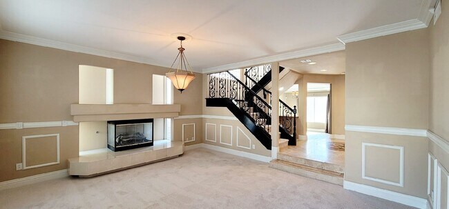 Building Photo - 6323 Isabel Cove Ave  - 4 Bedrooms , 2.5 b...