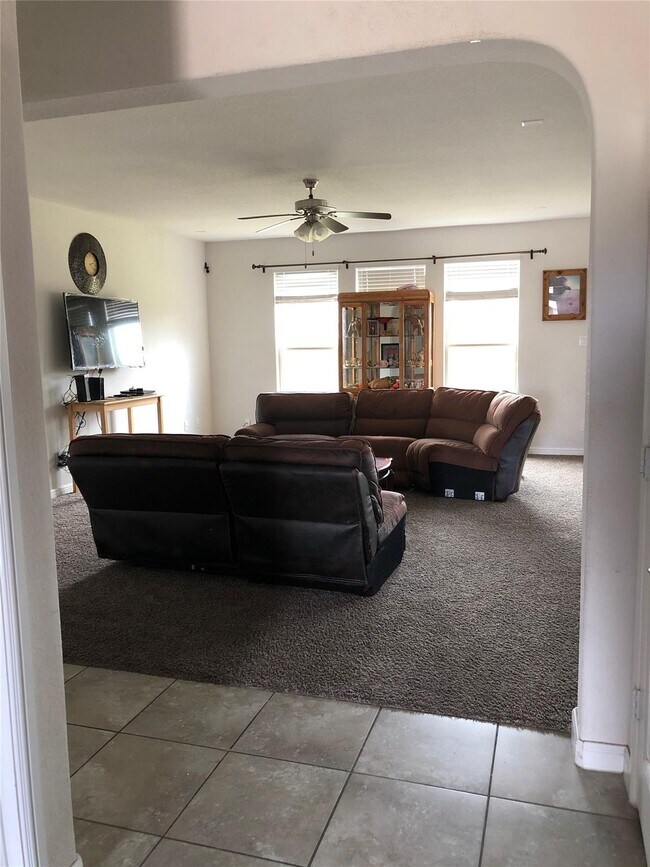 Foto del edificio - 10237 Little Falls Trail