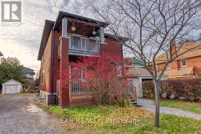 Building Photo - 448 Holland Ave